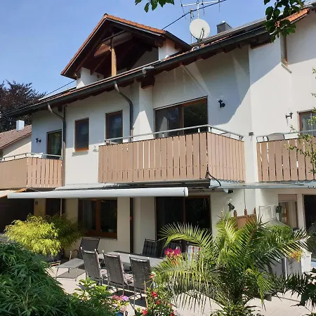 Seehaus Aachblick, Exklusive Appartements Und Ferienwohnungen Uhldingen-Muehlhofen Exterior photo